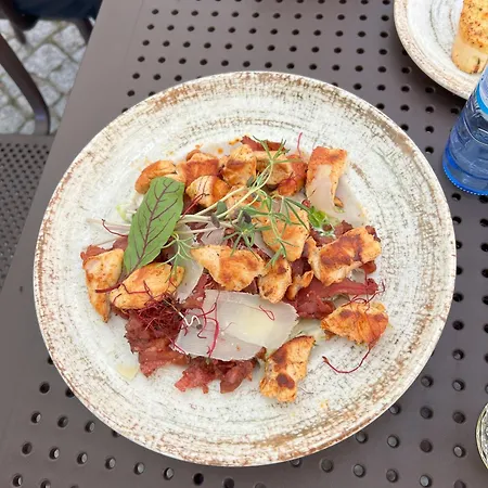 Szara U Ksawerego 3* שצ'קלארסקה פוראובה