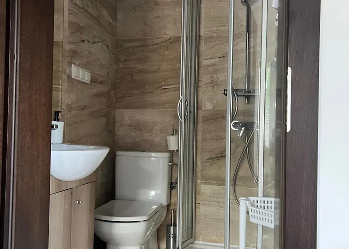 Szara U Ksawerego Bed & Breakfast 3*