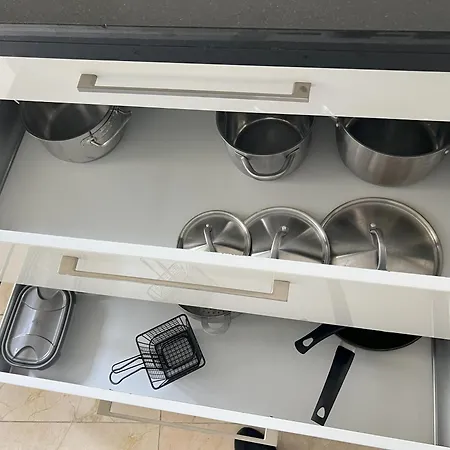 לינה וארוחת בוקר Szara U Ksawerego 3*