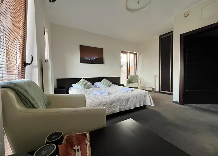 Nocleg ze śniadaniem Szara U Ksawerego 3*